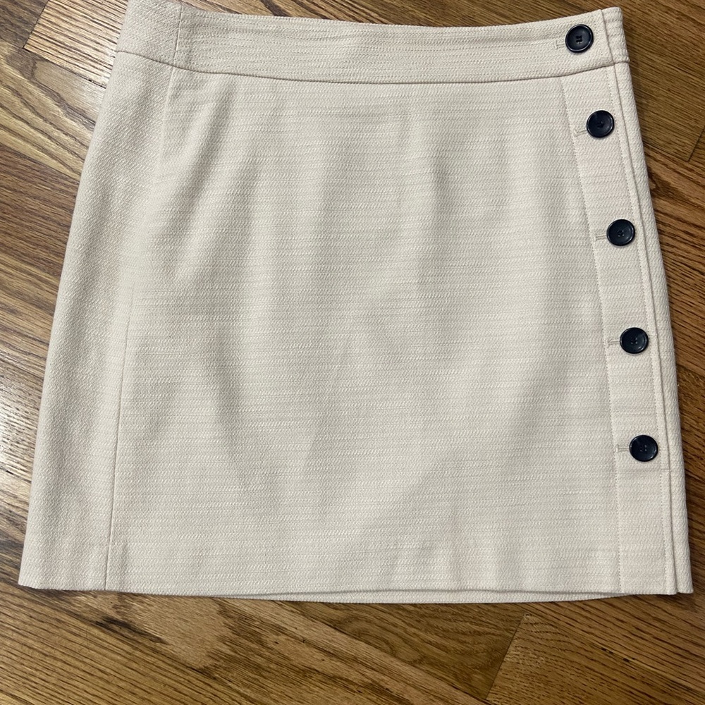 Ann Taylor Tweed Midi Pencil Skirt with accent buttons Size 12